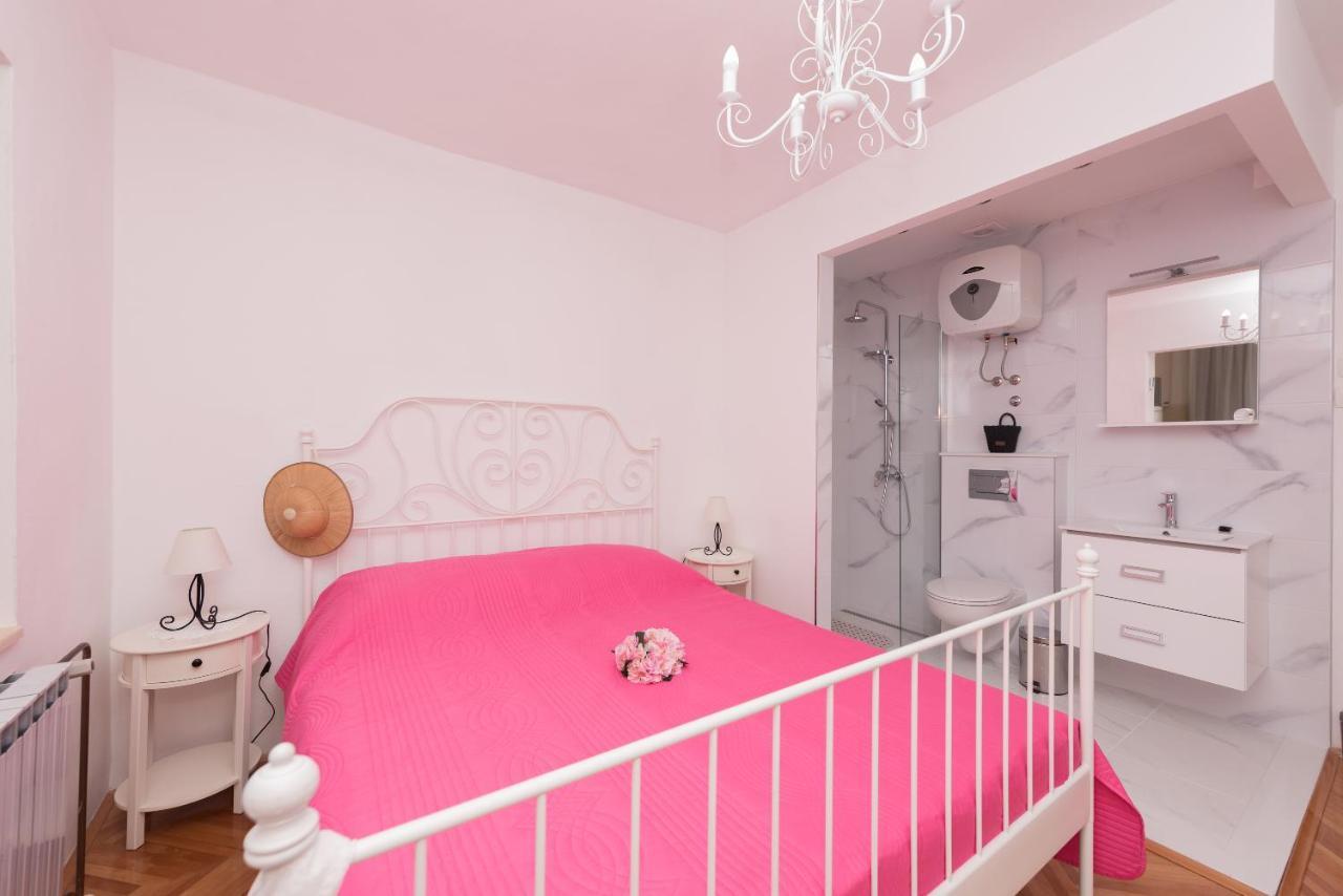 Apartmani Antunovic Podgora Esterno foto