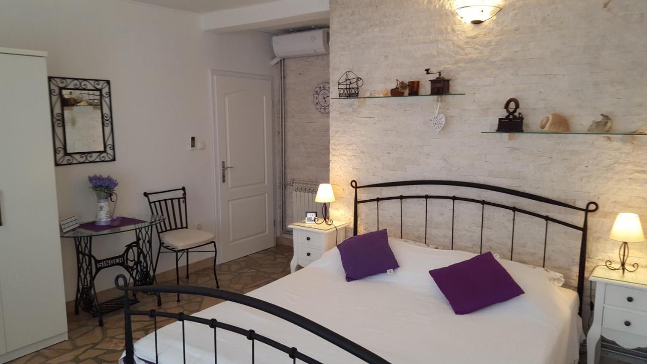Apartmani Antunovic Podgora Esterno foto