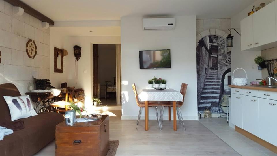 Apartmani Antunovic Podgora Esterno foto