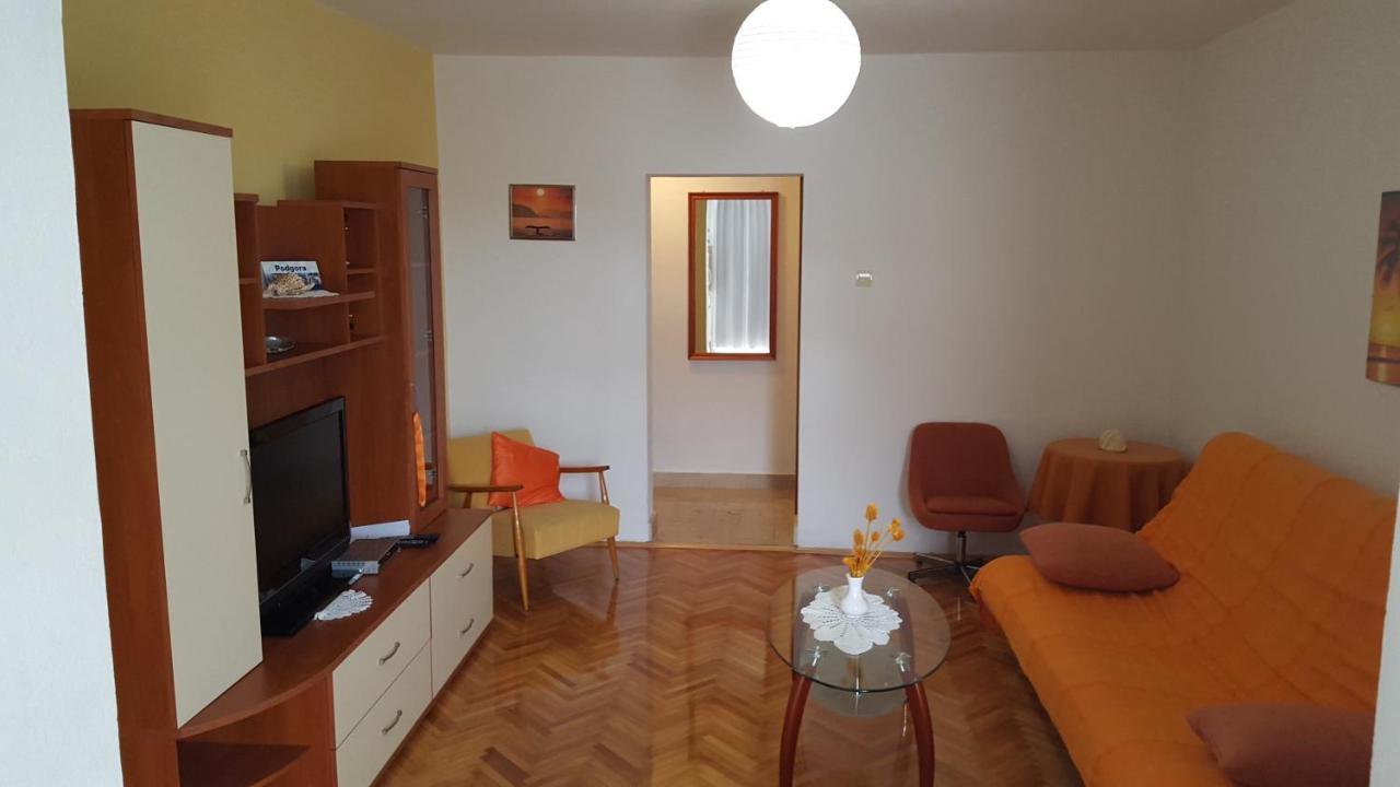 Apartmani Antunovic Podgora Esterno foto
