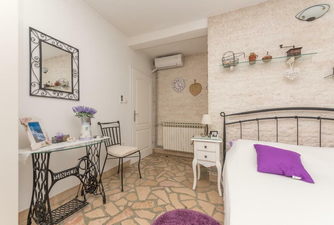 Apartmani Antunovic Podgora Esterno foto