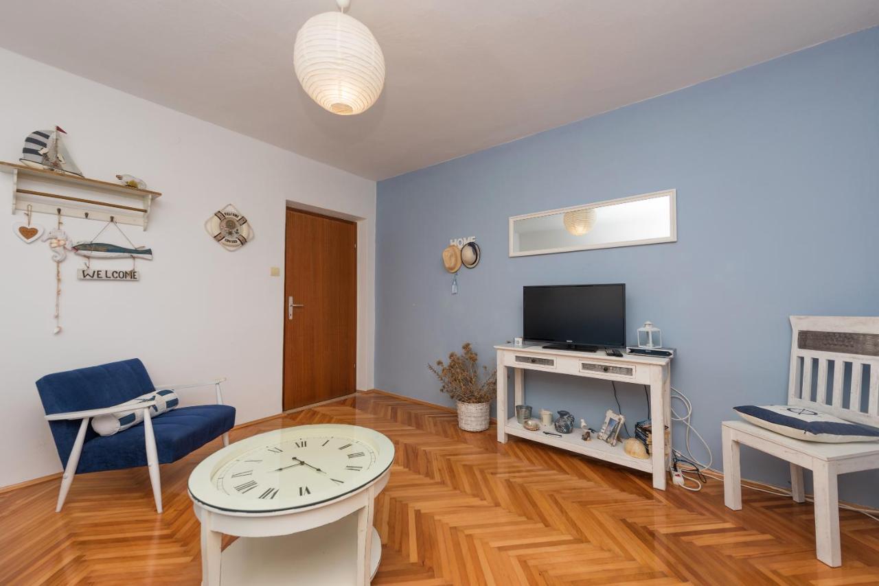 Apartmani Antunovic Podgora Esterno foto
